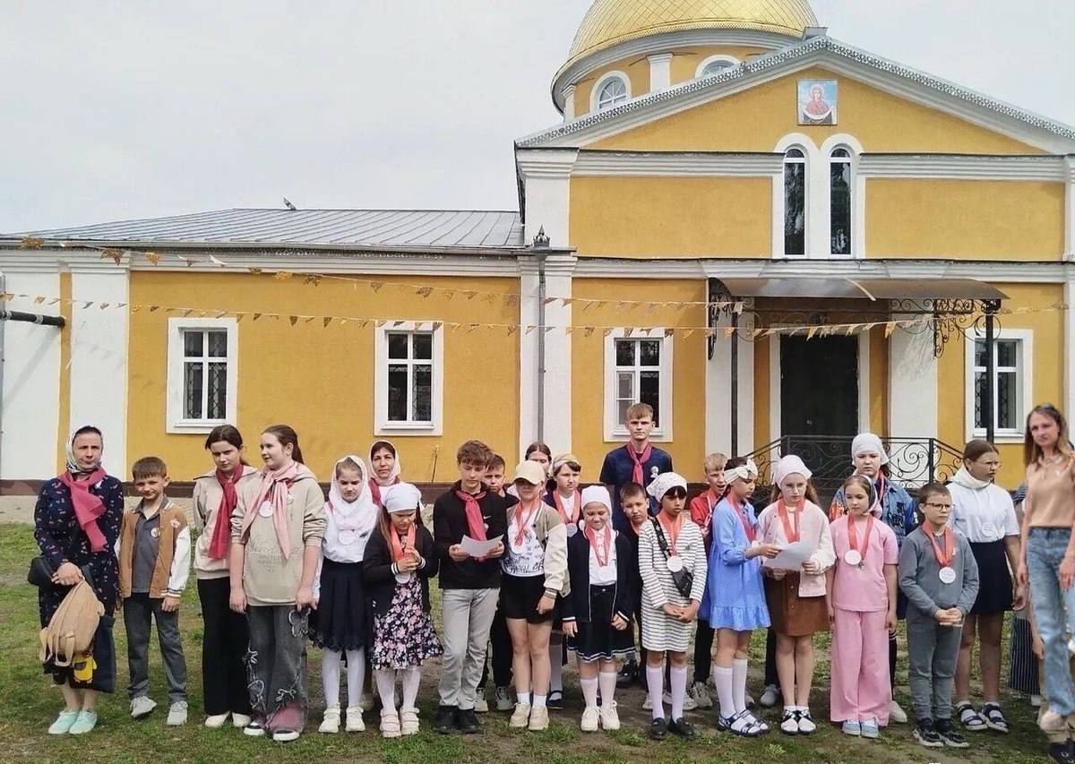 Воспитанники Щигровского центра приняли участие в открытии православного лагеря