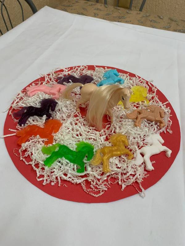 Сегодня дети окунулись в волшебный мир сказочных ароматов эфирных масел