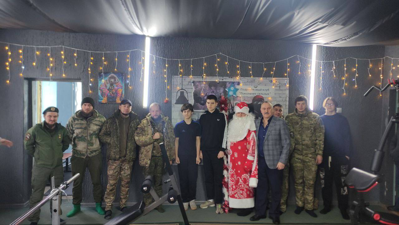 Ребят из «Подросткового клуба «Поколение сильных» навестили военнослужащие спецназа «Ахмат»