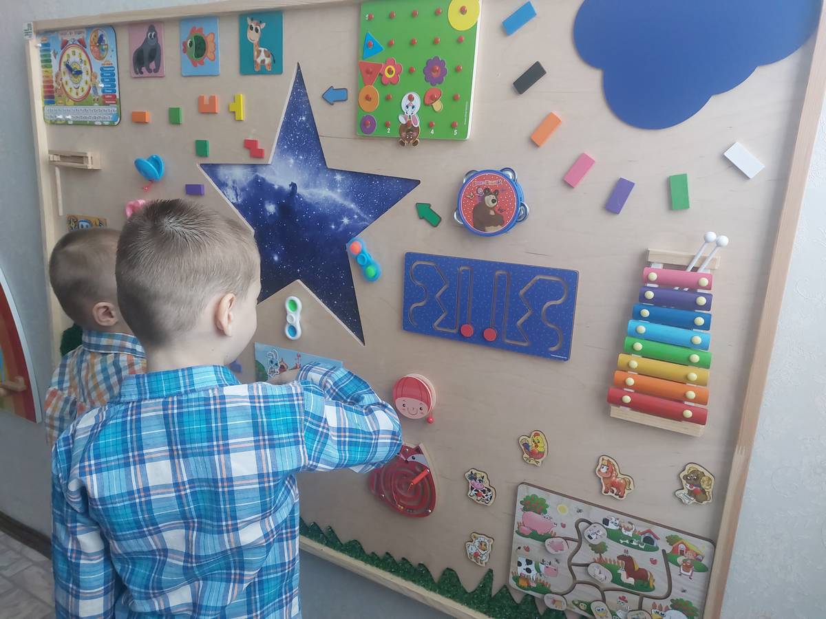 В Щигровском центре прошло занятие в сенсорной комнате