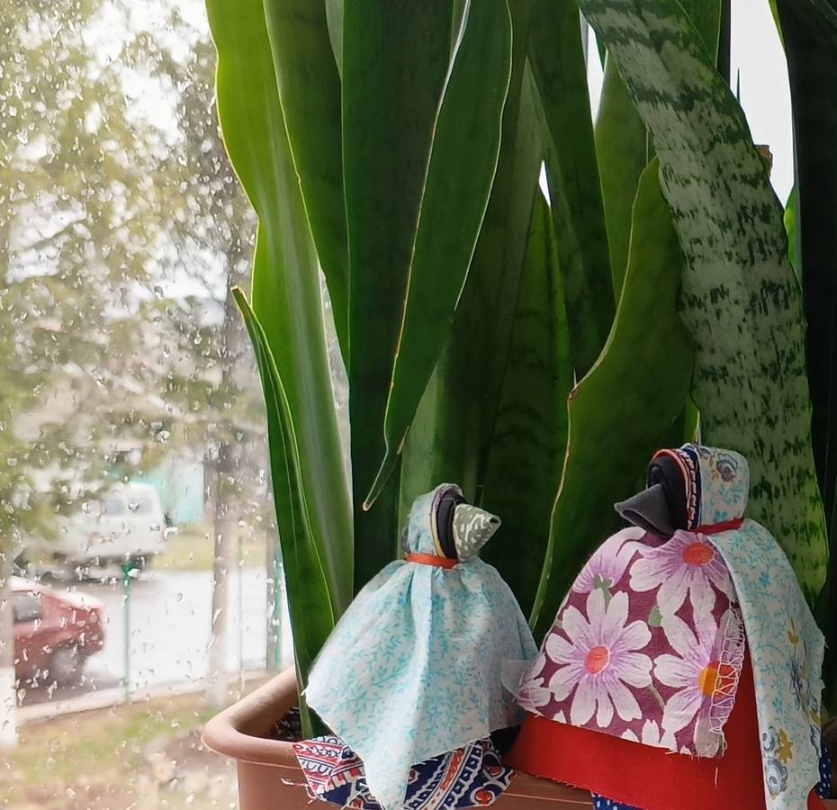 Воспитанники Щигровского центра создали куклу-оберег «Сорока»