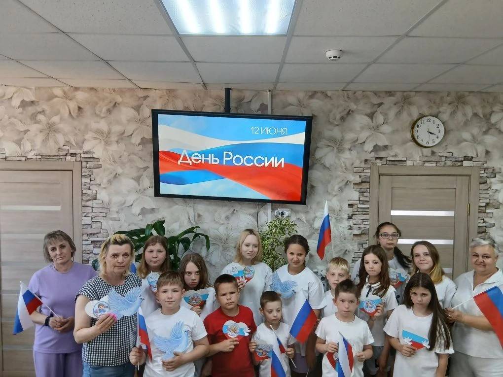 В День России в Щигровском центре говорили о Родине